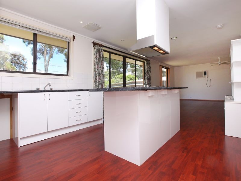 9 Trimmer Place, Kambah ACT 2902