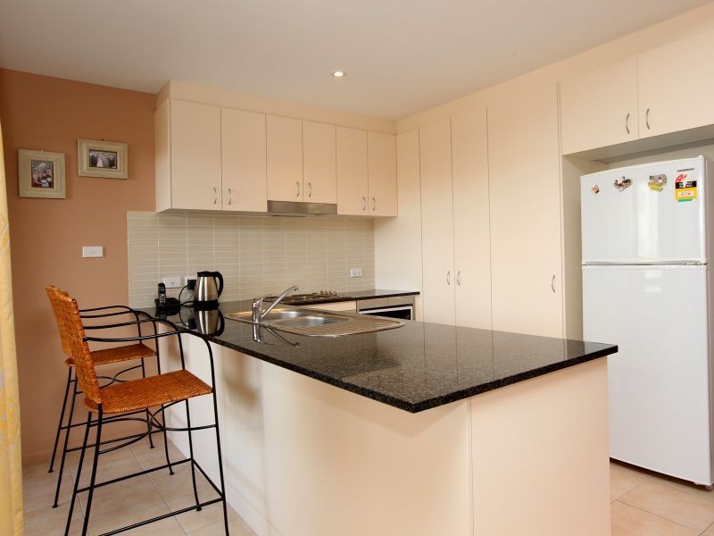 11/2 Eileen Good Street, Greenway ACT 2900