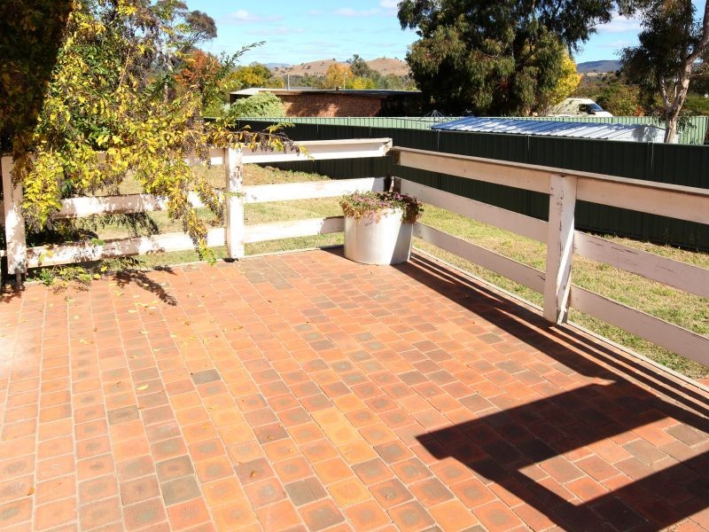 10 Browne Place, Kambah ACT 2902