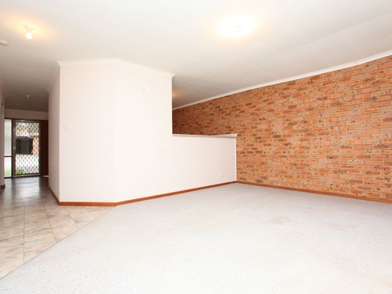 2/21 Cleeve Place, Gordon ACT 2906