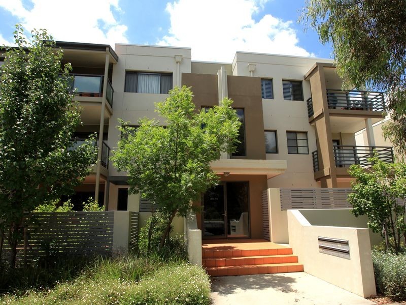 2/120 Athllon Drive, Greenway ACT 2900
