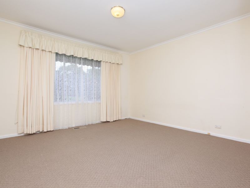 326 Southern Cross Drive, Macgregor ACT 2615