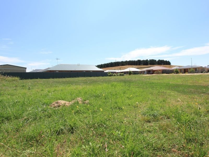 18 McMahon Drive, Bungendore NSW 2621