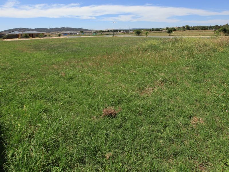 18 McMahon Drive, Bungendore NSW 2621