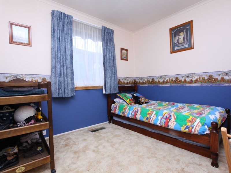 11 Martens Crescent, Weston ACT 2611