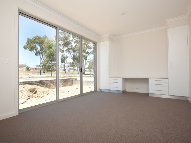 1 Cleggett Street, Forde ACT 2914