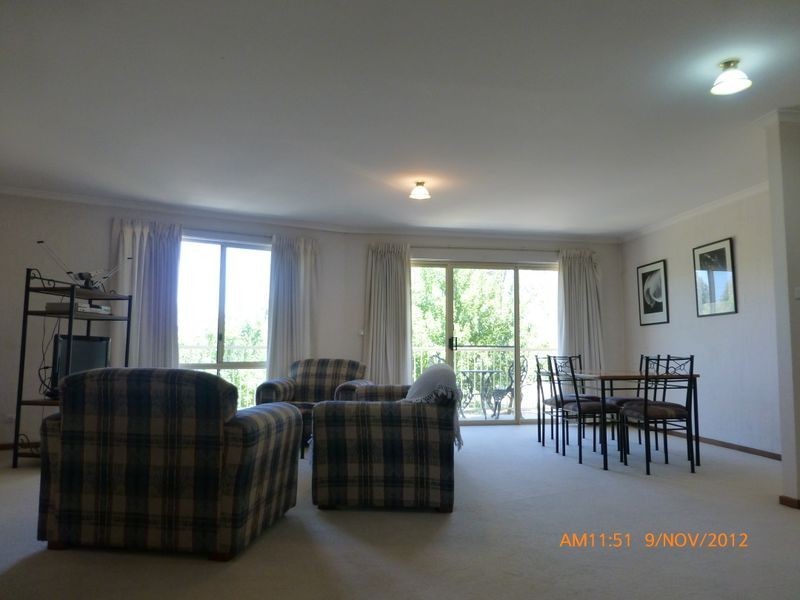 4/11 Tenison Woods, Bonython ACT 2905