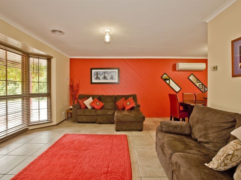 17 Heagney Crescent, Chisholm ACT 2905