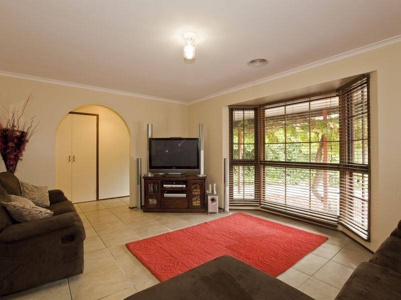 17 Heagney Crescent, Chisholm ACT 2905