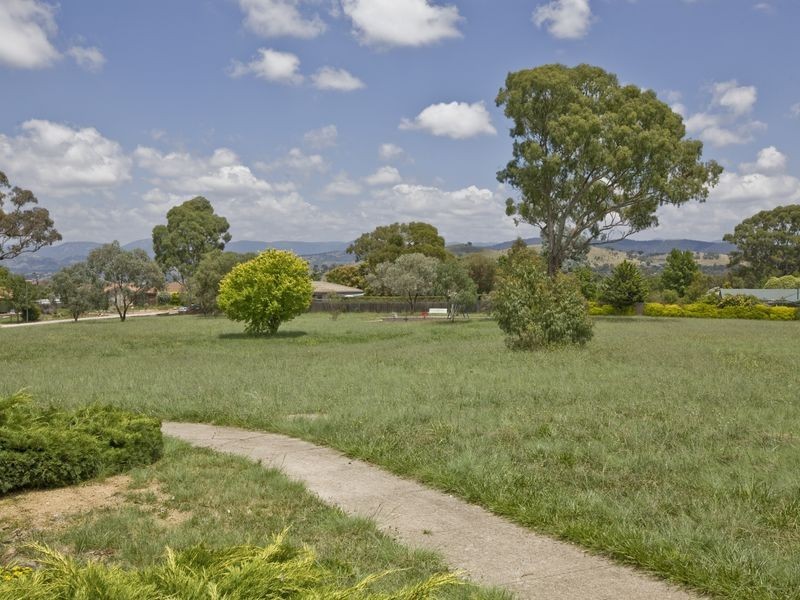 7 Trigg Place, Kambah ACT 2902