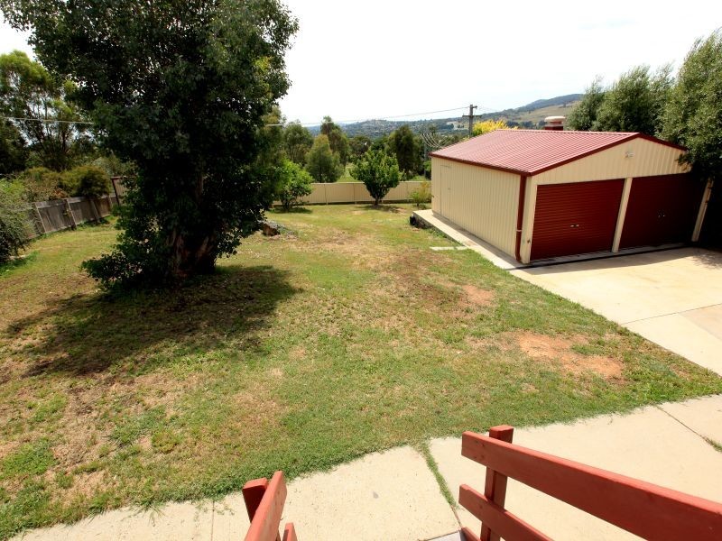 8 Mehaffey Crescent, Theodore ACT 2905