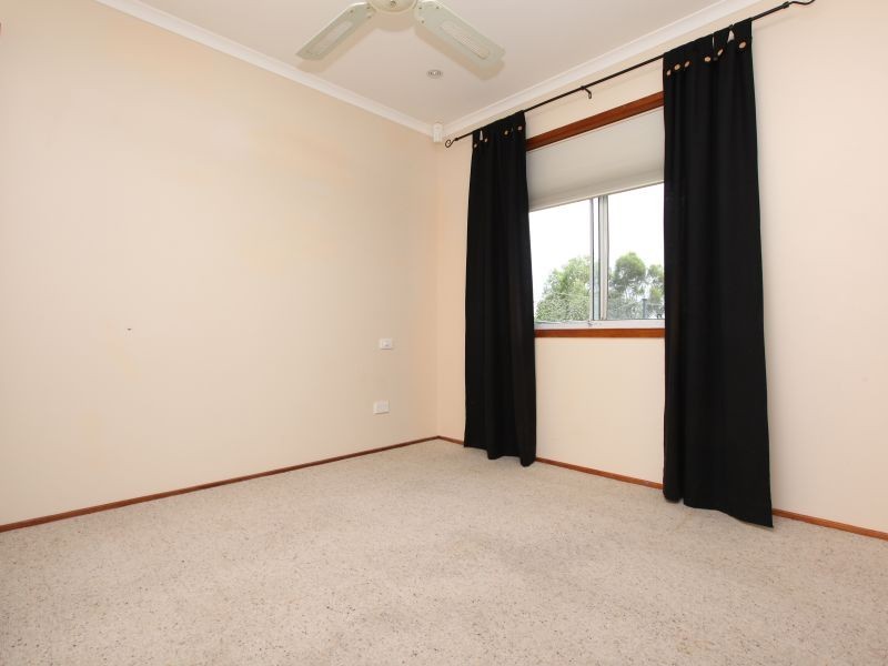 8 Mehaffey Crescent, Theodore ACT 2905