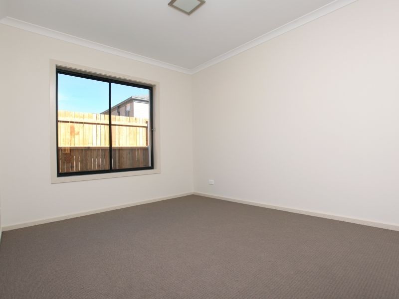 17 Wighton Terrace, Casey ACT 2913