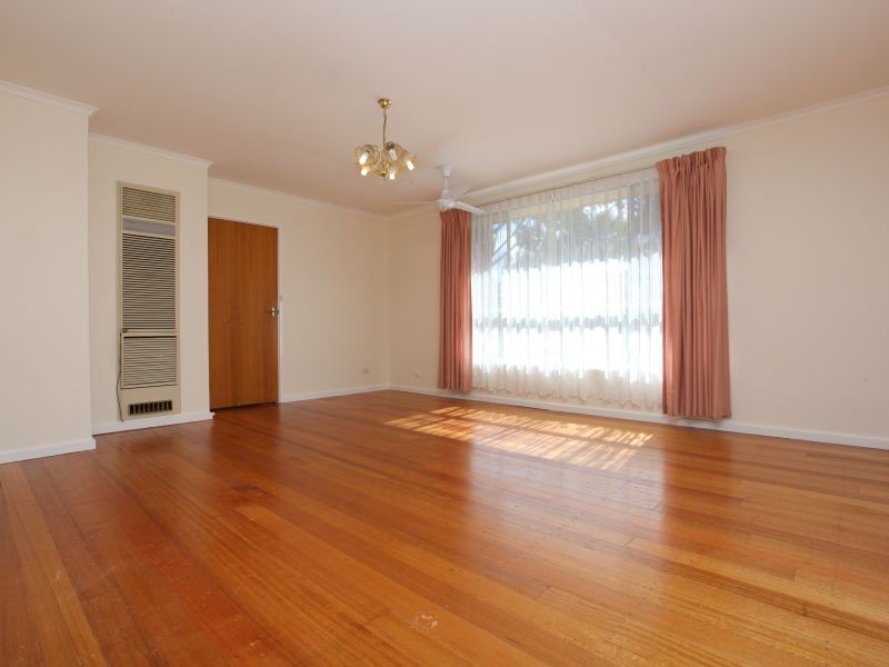 19 Williamson Street, Holder ACT 2611