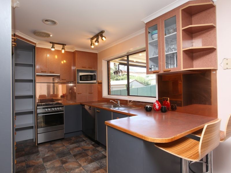 112 Wheeler Crescent, Wanniassa ACT 2903
