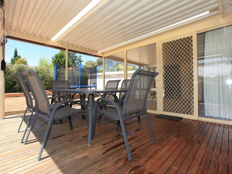 112 Wheeler Crescent, Wanniassa ACT 2903
