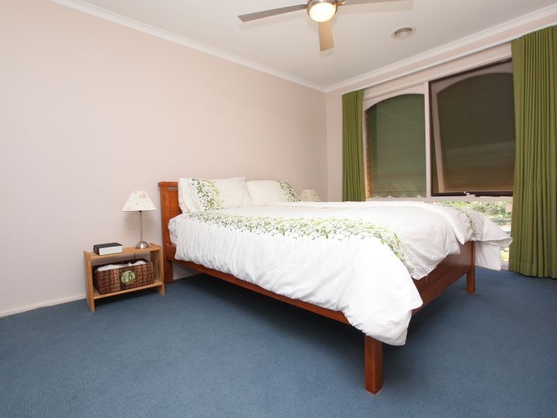 112 Wheeler Crescent, Wanniassa ACT 2903