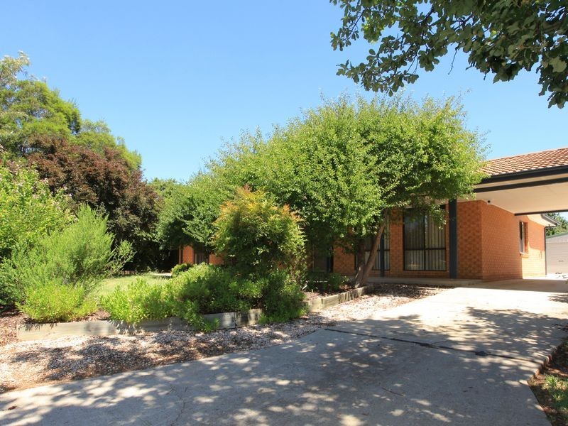 57 Ellerston Avenue, Isabella Plains ACT 2905