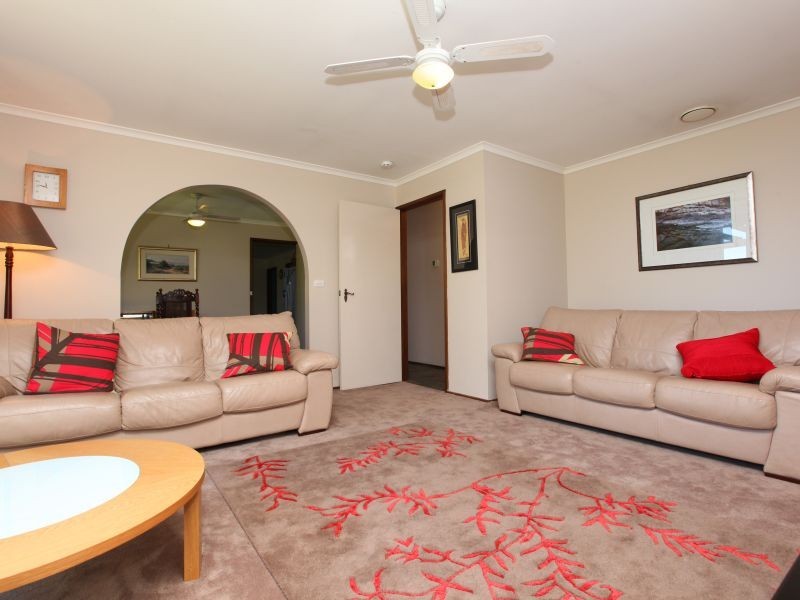 19 Ruthven Street, Gowrie ACT 2904