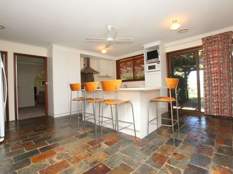 19 Ruthven Street, Gowrie ACT 2904