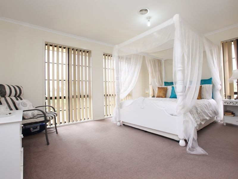 49 Paperbark Street, Banks ACT 2906