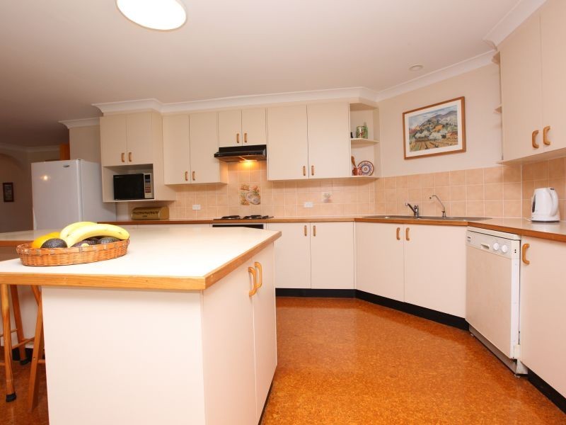 37 Kirkton Street, Wanniassa ACT 2903