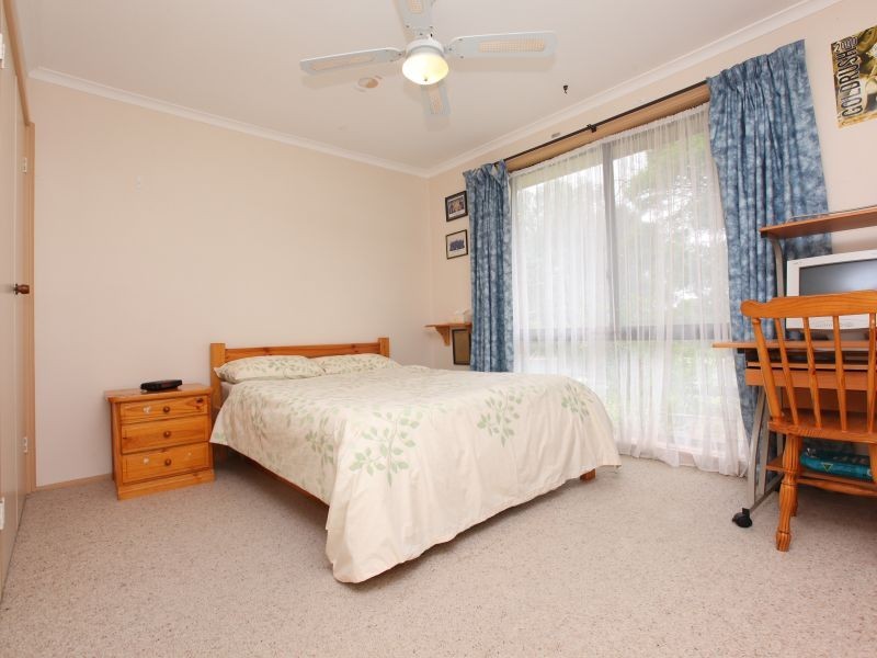 37 Kirkton Street, Wanniassa ACT 2903