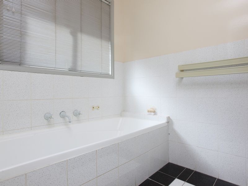 24 Callaway Crescent, Gordon ACT 2906