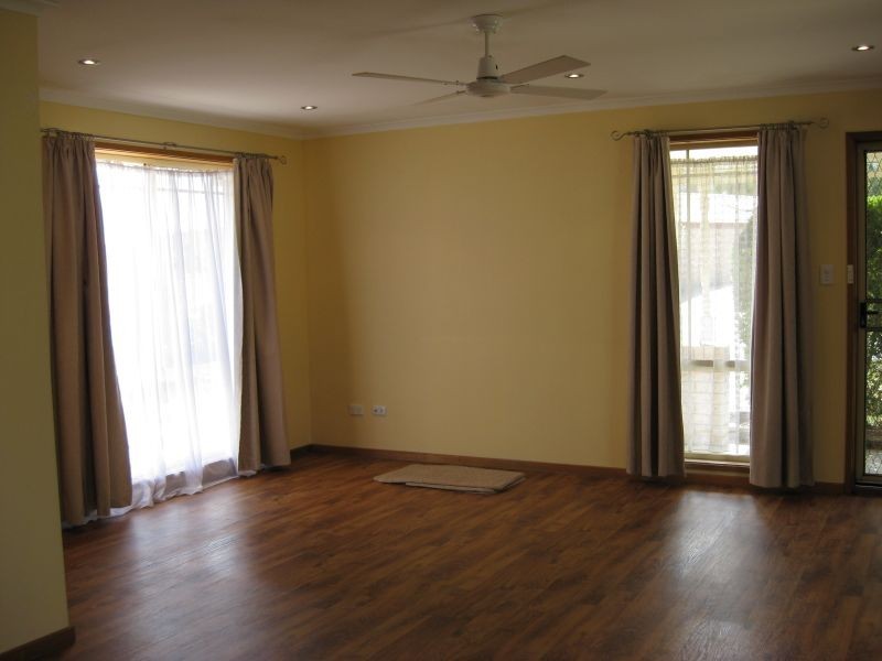 2 Wilson Crescent, Banks ACT 2906