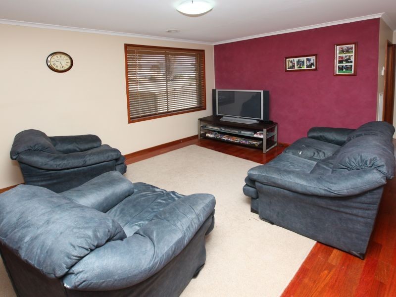 124 Namatjira Drive, Stirling ACT 2611