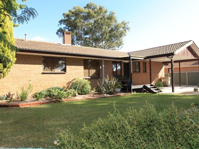 124 Namatjira Drive, Stirling ACT 2611