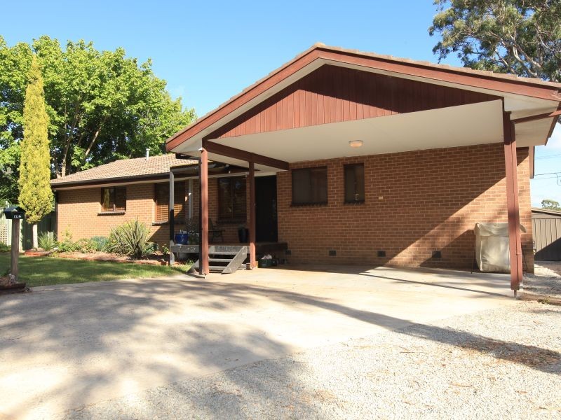 124 Namatjira Drive, Stirling ACT 2611