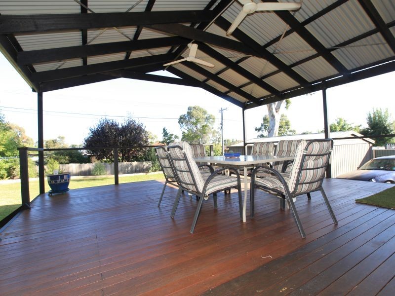 124 Namatjira Drive, Stirling ACT 2611