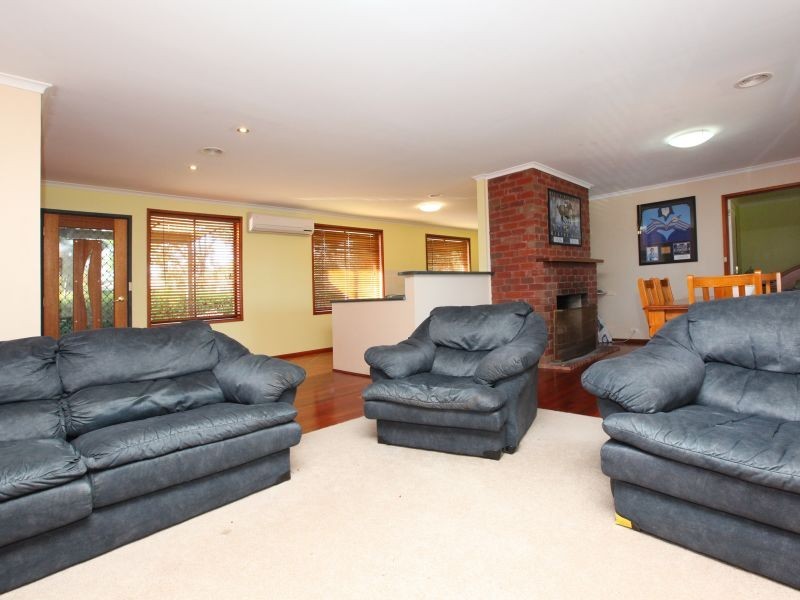 124 Namatjira Drive, Stirling ACT 2611