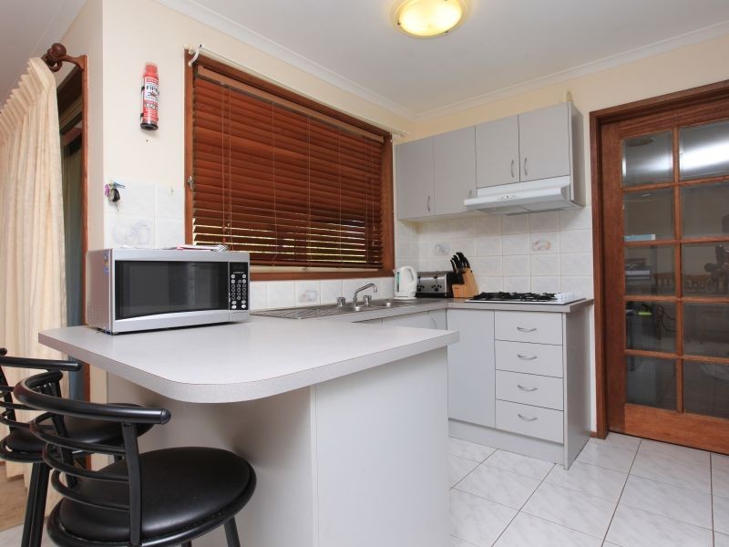 6 Wheelwright Crescent, Banks ACT 2906