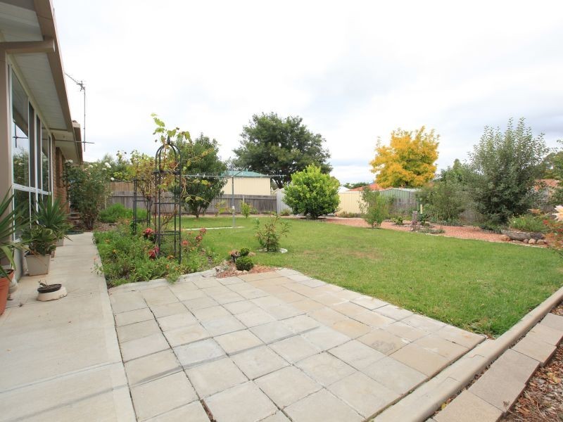 66 Tom Roberts Avenue, Conder ACT 2906
