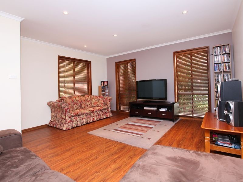 20 McKeahnie Street, Queanbeyan NSW 2620