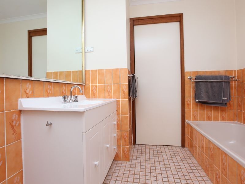 20 McKeahnie Street, Queanbeyan NSW 2620