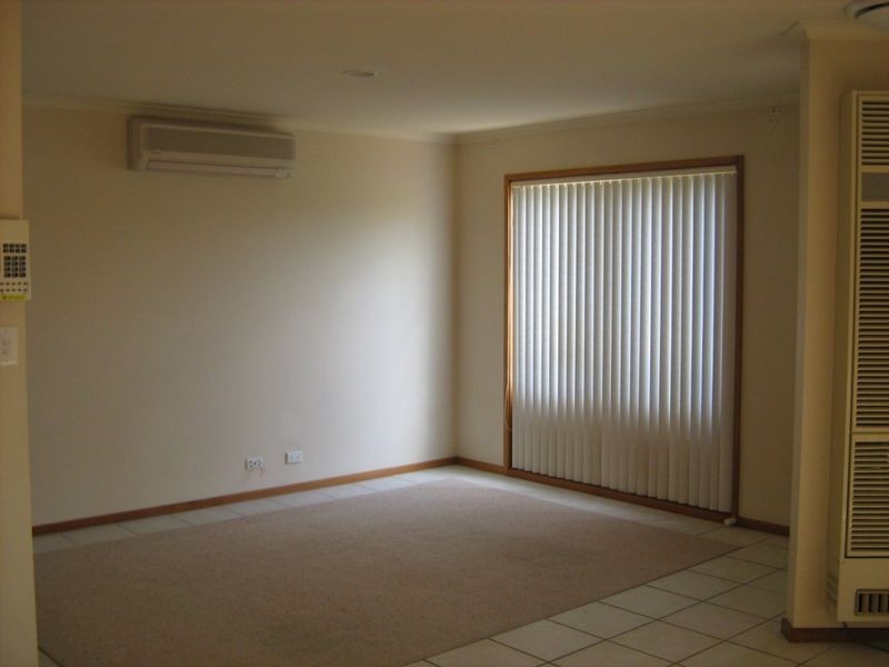 11 Rumsey Place, Banks ACT 2906