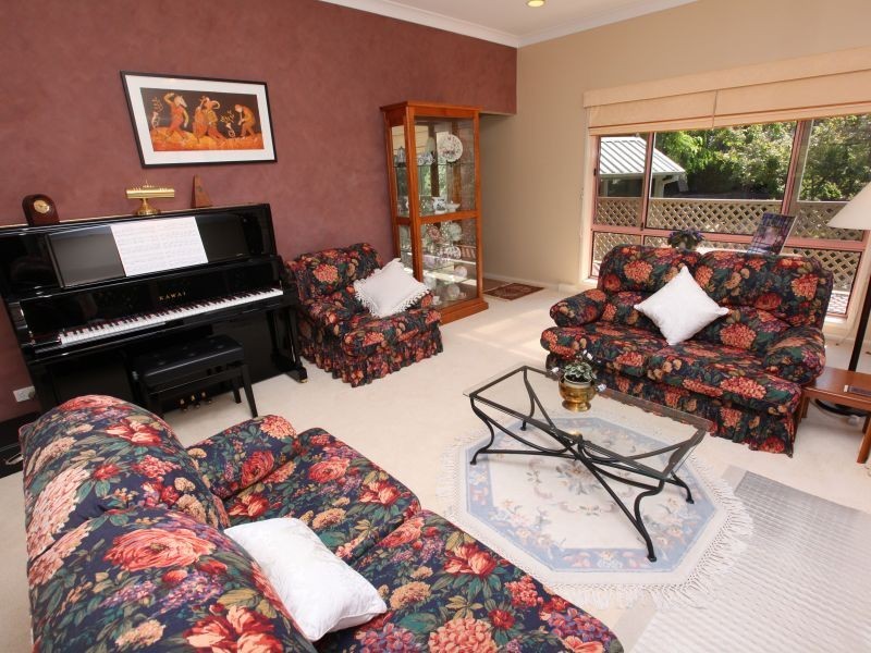 7 Decker Place, Fadden ACT 2904