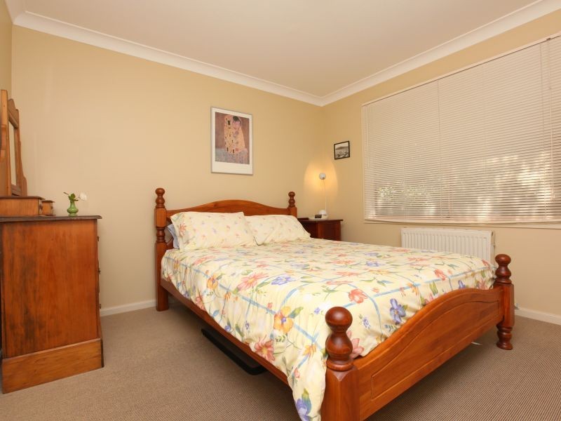 7 Decker Place, Fadden ACT 2904