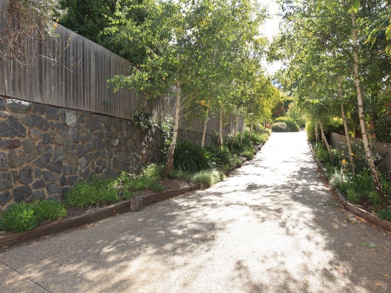 7 Decker Place, Fadden ACT 2904