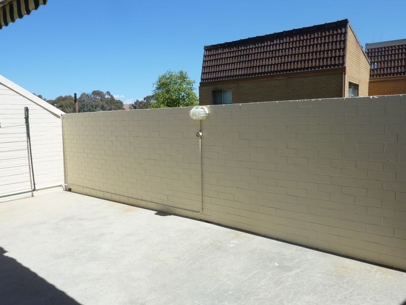 1/3 Garran Place, Garran ACT 2605