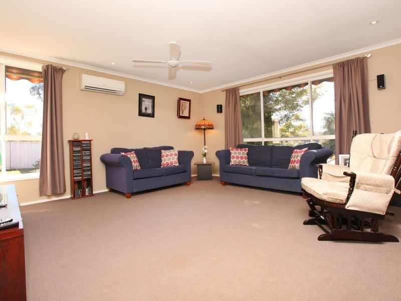 50 Morant Circuit, Kambah ACT 2902