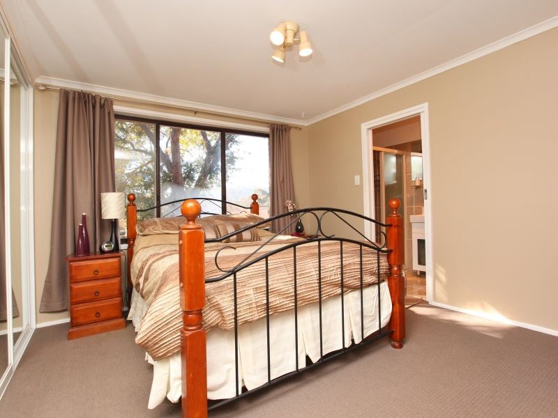 50 Morant Circuit, Kambah ACT 2902