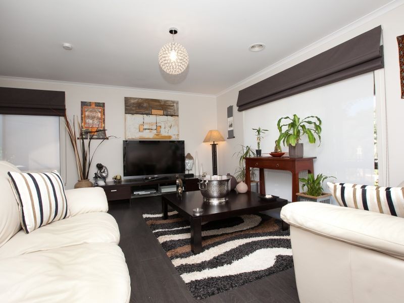 17 Lavery Place, Monash ACT 2904