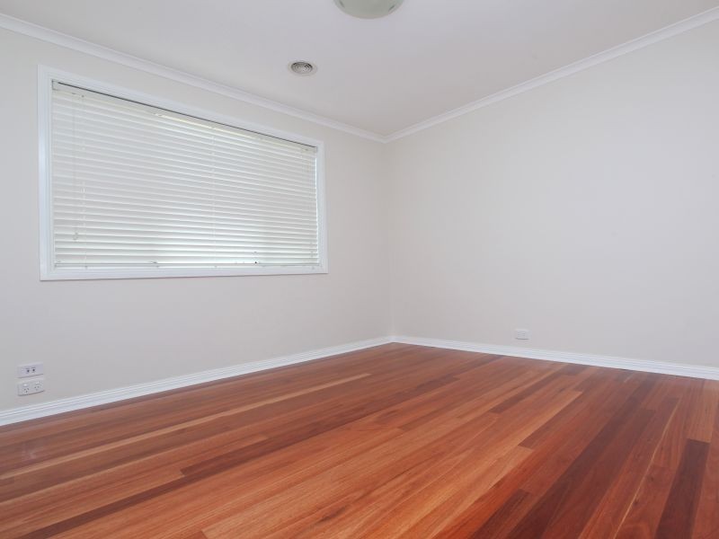 8 Quambone Place, Isabella Plains ACT 2905