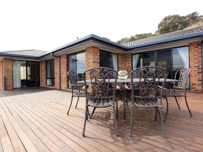 42 Galbraith Close, Banks ACT 2906