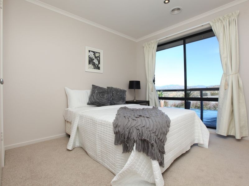 42 Galbraith Close, Banks ACT 2906