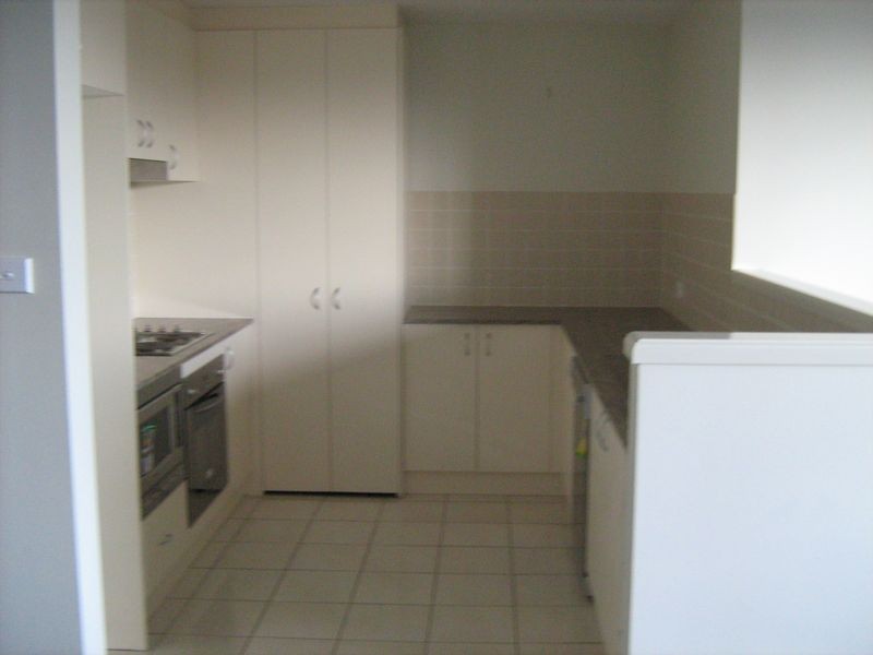 18/40 Eileen Good Street, Greenway ACT 2900